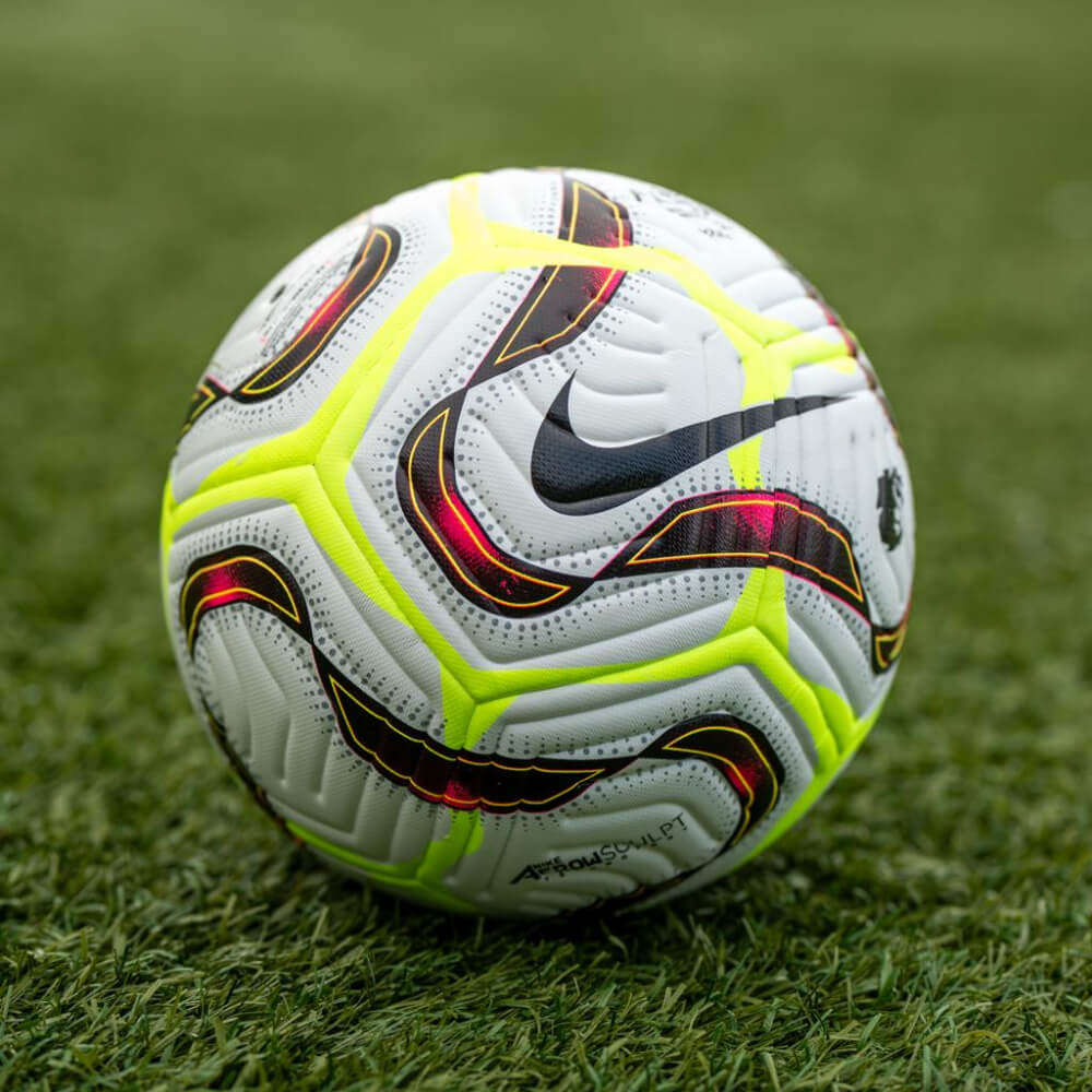 Купити Футбольний м'яч Premier League Flight 24/25